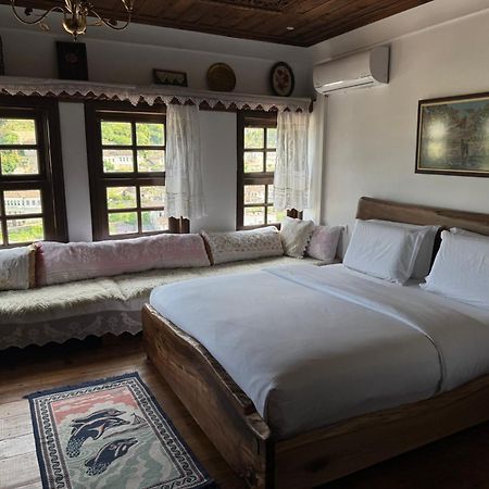 Hotel Ansel Berat Esterno foto