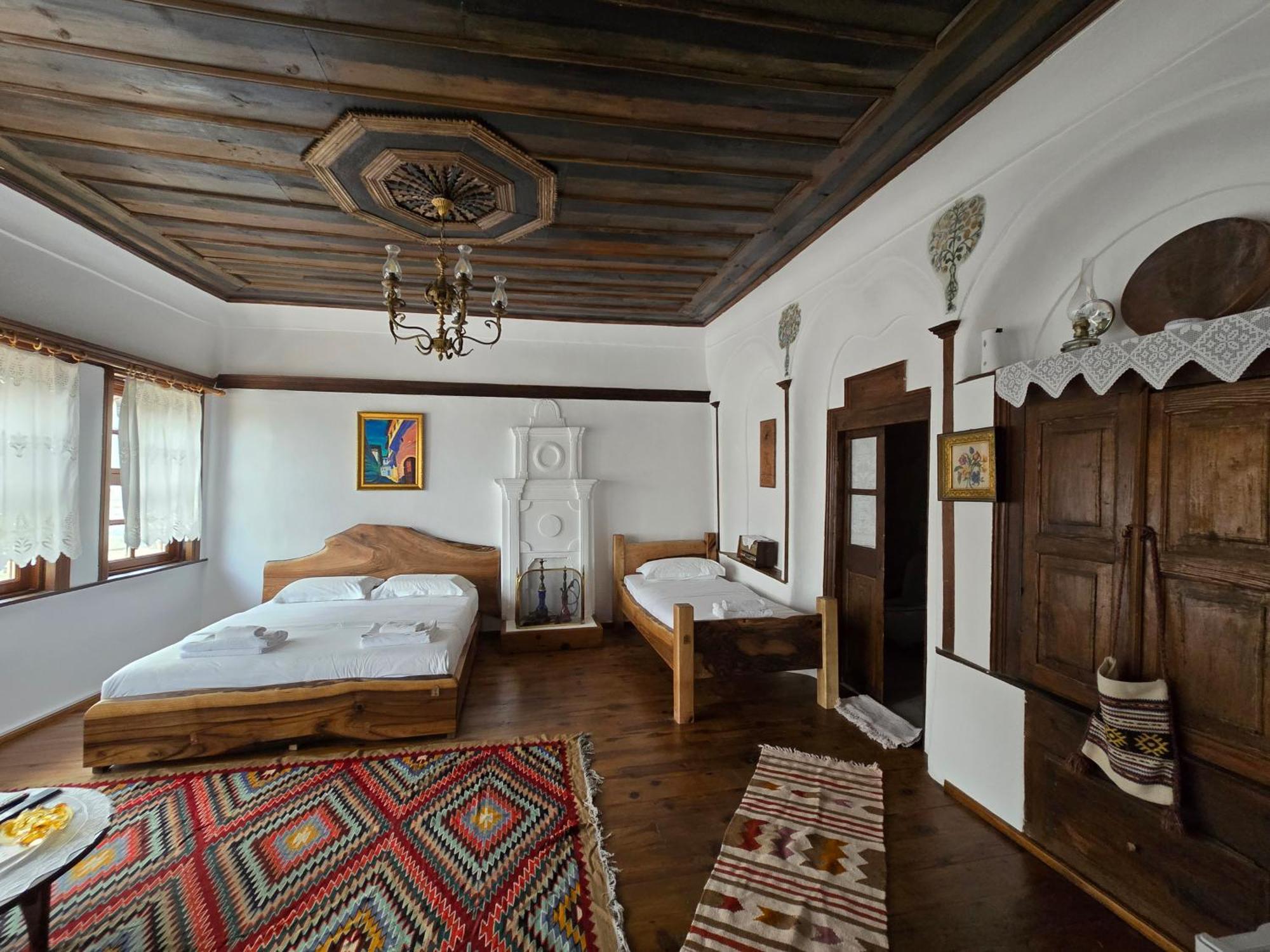 Hotel Ansel Berat Esterno foto
