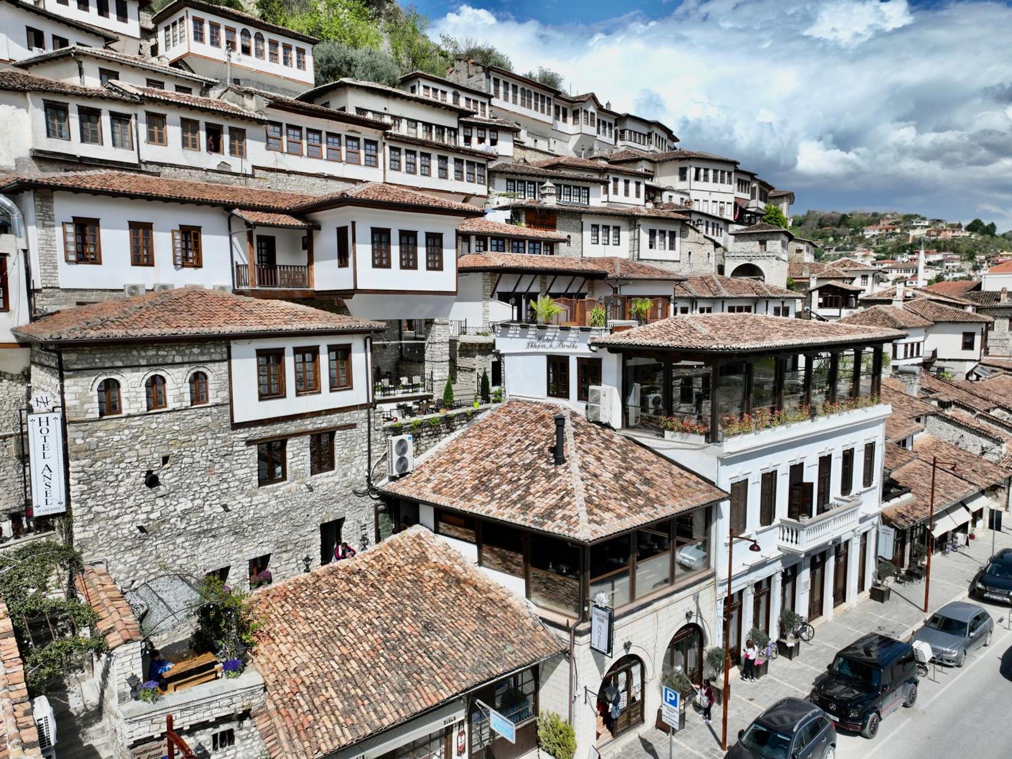Hotel Ansel Berat Esterno foto