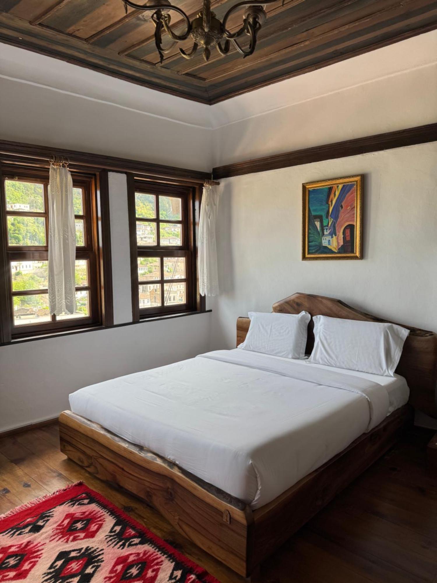 Hotel Ansel Berat Esterno foto