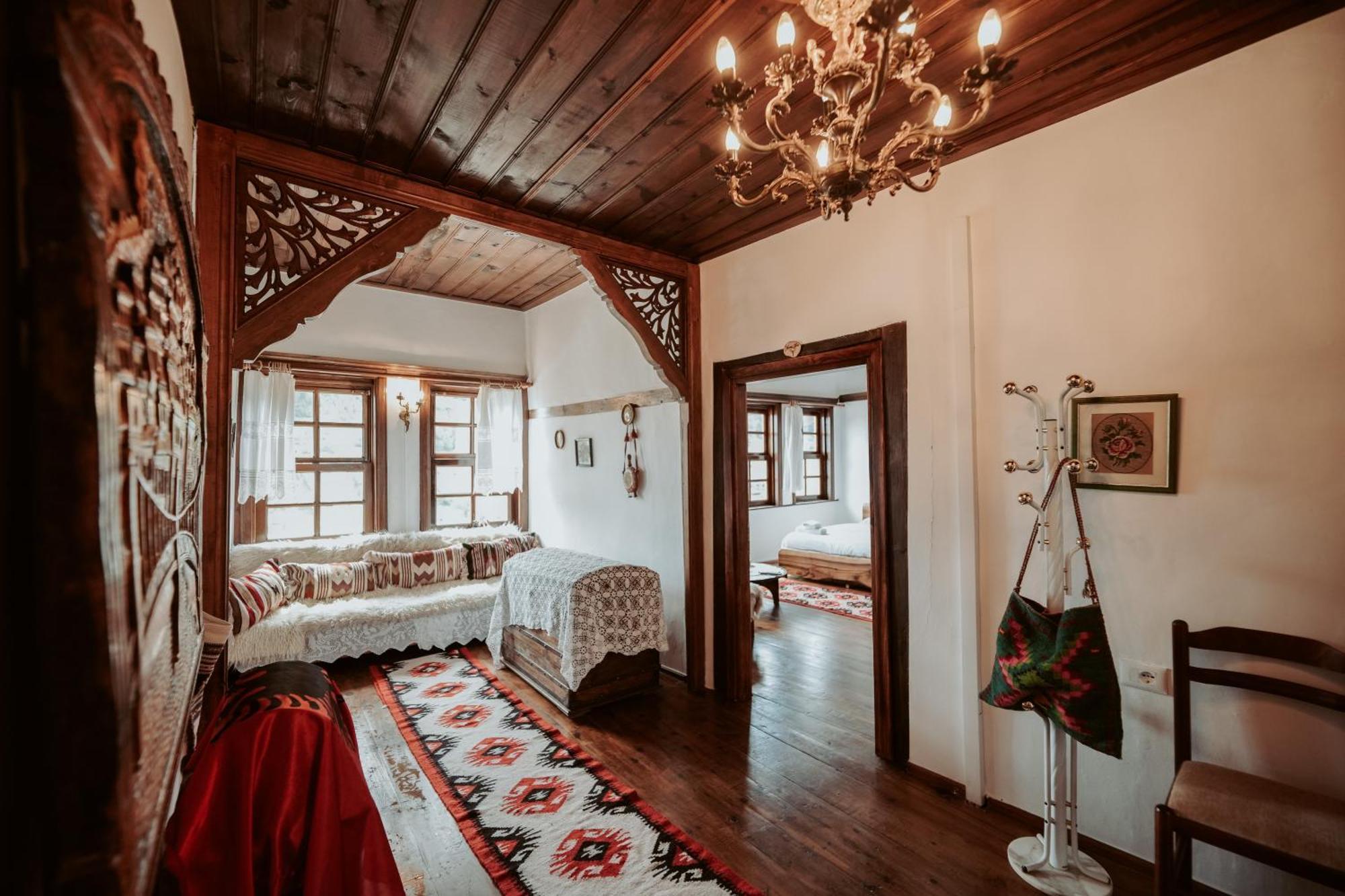 Hotel Ansel Berat Esterno foto